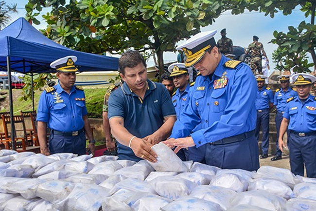 300 kg of heroin seized in seas off Hambantota; 10 arrested with three boats