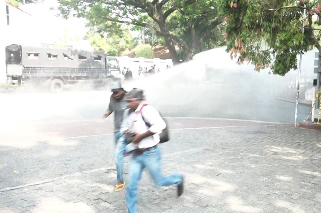 Police fire tear gas to disperse IUSF protesters