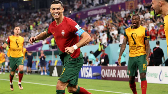 Cristiano Ronaldo makes history as Portugal edge Ghana 3-2