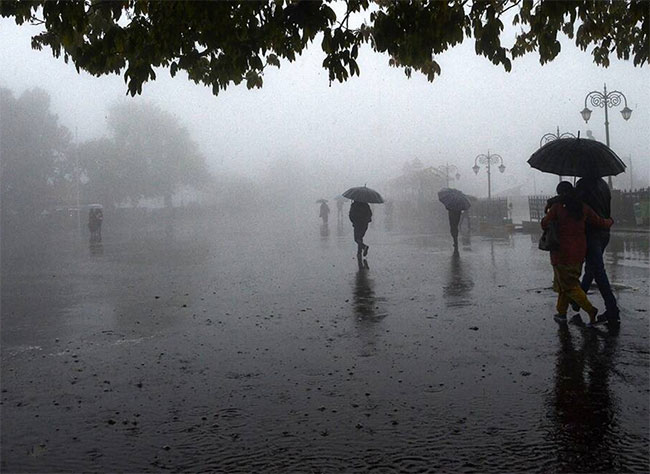 Heavy showers above 100mm expected in several provinces