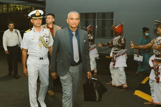 Indias navy chief in Sri Lanka on four-day official visit