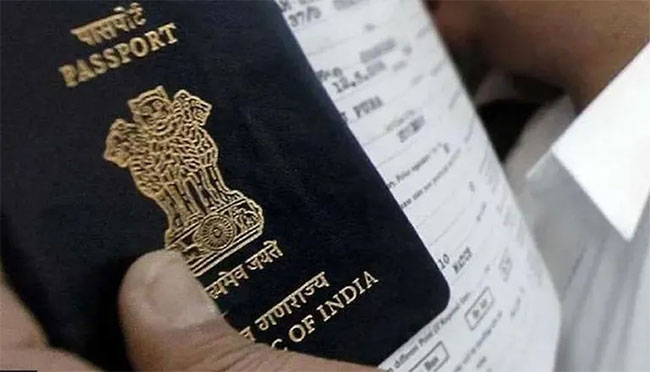 Two Sri Lankan women detained with fake Indian passports