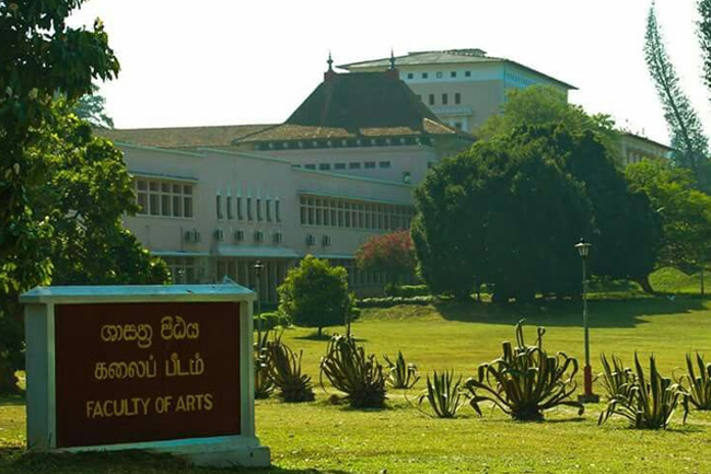 Peradeniya University lecturers trade union action called off