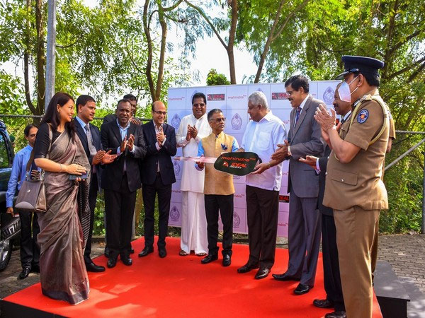 Indian High Commissioner hands over 125 SUVs to Sri Lanka Police