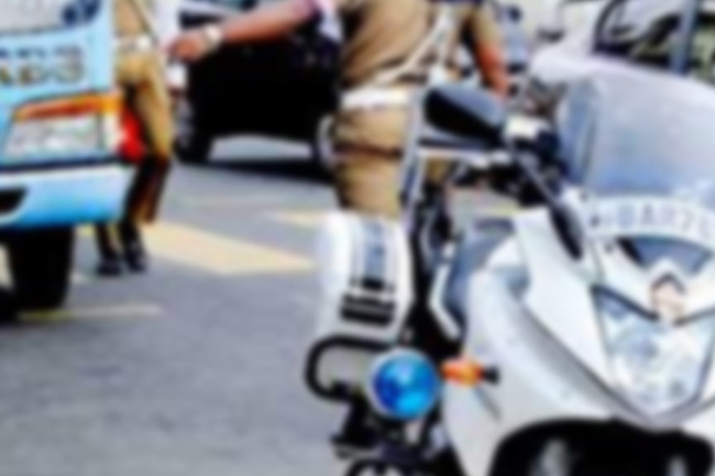 Three arrested for assaulting police officers in Wattala