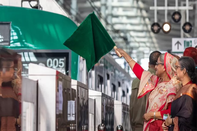 Bangladeshs densely-populated Dhaka gets first metro line