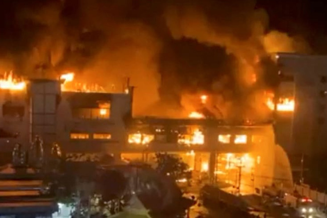 Smoke everywhere: survivors of Cambodia casino blaze recount chaotic scenes