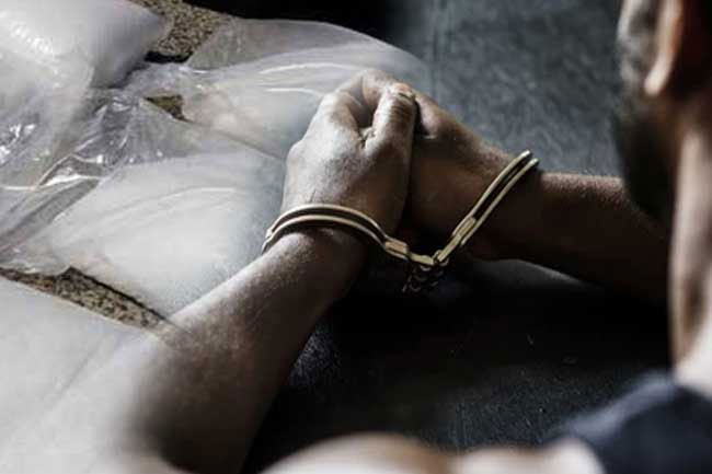 Two suspects arrested with 02 kg of �Ice� in Kalpitiya