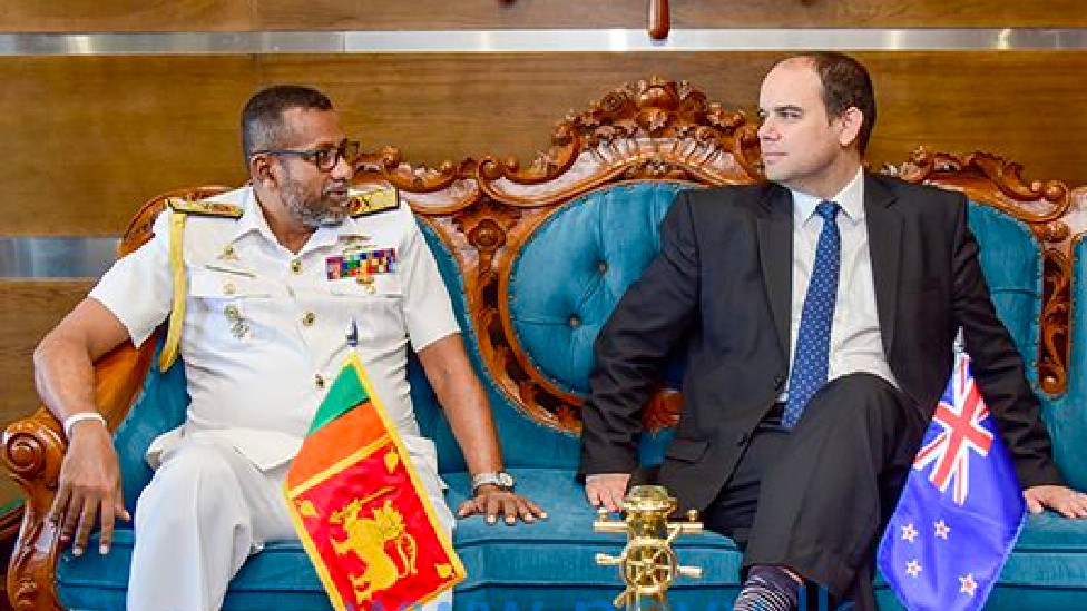 New Zealand HC meets Commander of SL Navy