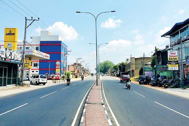 Notice to motorists travelling on Colombo  Kandy road 