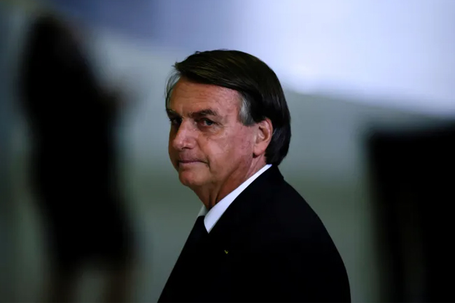 Brazils ex-President Bolsonaro seeks US tourist visa: Lawyer