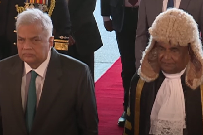 President arrives in parliament to inaugurate Fourth Session of Ninth Parliament