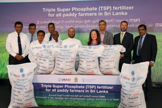 US-funded 36,000 MT of TSP fertilizer handed over to Agri. Ministry