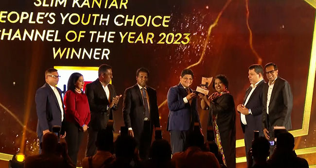 TV Derana wins Youth Choice TV Channel of the Year Award