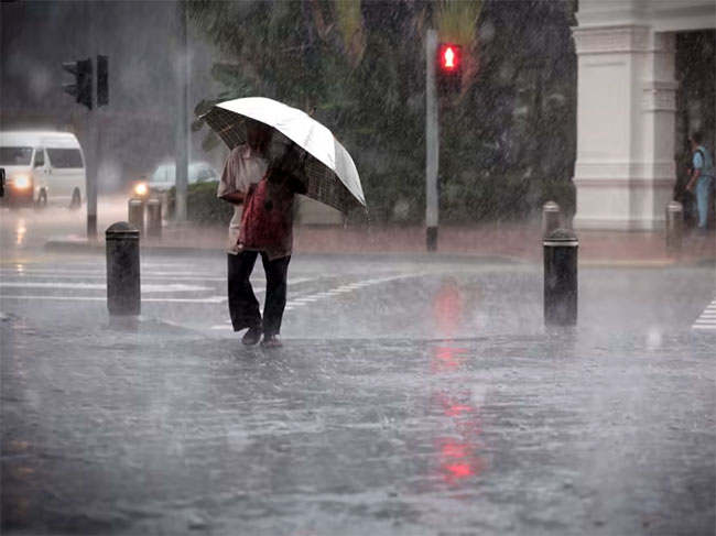 Showers expected in several places over most parts of the country