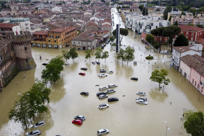 Catastrophic Italy floods leave 13 dead, force 13,000 from their homes