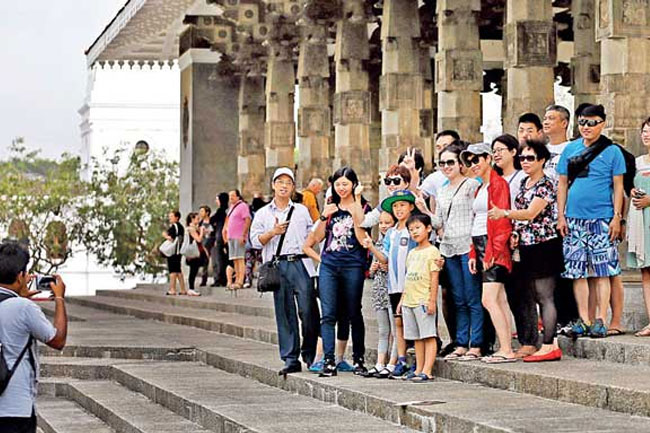 Sri Lanka eyes Chinese tourism to help ease debt crisis
