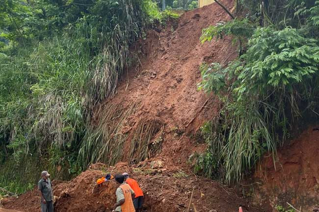 Early landslide warning issued for Kalutara District 
