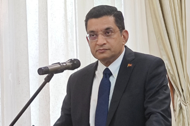 Sri Lanka welcomes more cooperation with China, rejects debt trap claims