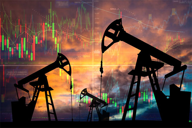 Oil prices slip on global economic slowdown fears