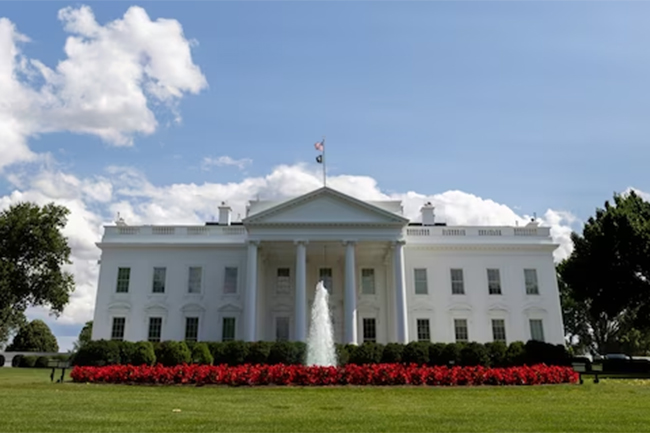 White House briefly evacuated after mysterious white powder found