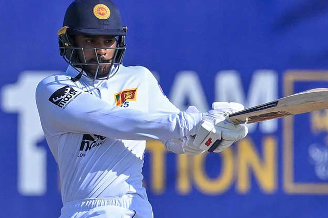 Dhananjaya de Silva slams his 10th Test century