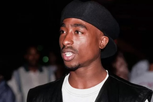 Tupac Shakur: Police search house over 1996 killing