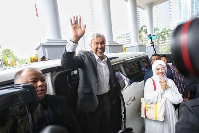 Malaysian Court Dismisses Dozens Of Graft Charges Against Deputy Prime Minister
