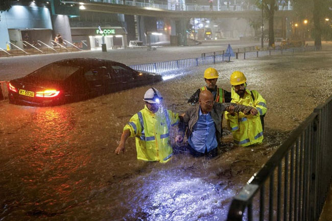 Hong Kong paralyzed by flash flooding after heaviest rainfall since 1884