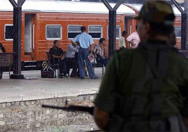 Army personnel deployed to provide security to Fort, Maradana railway stations