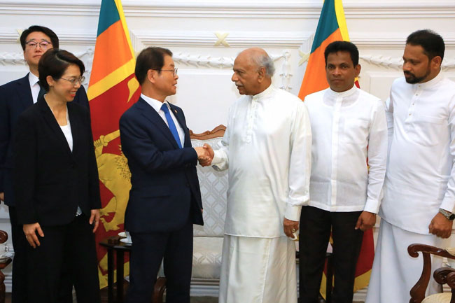 Korea will recruit more skilled Sri Lankan workers  South Korean minister 