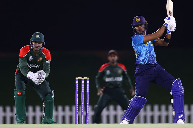 Bangladesh face Sri Lanka in World Cup warm-up tomorrow