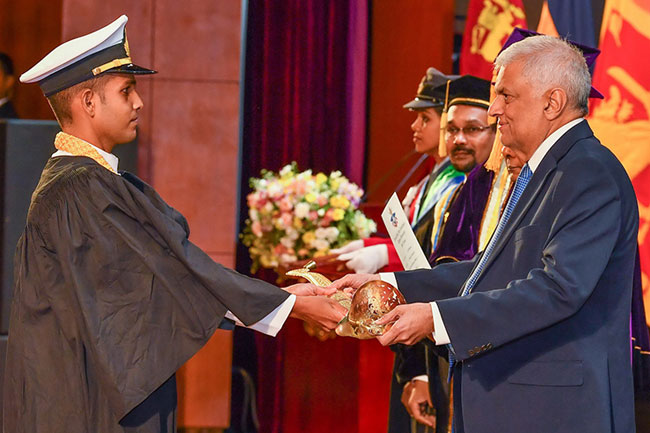 President Ranil encourages graduates to stay and advance Sri Lankas future