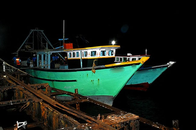 27 Indian fishermen arrested for poaching in Sri Lankan waters