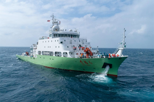 Scientists from China, Sri Lanka conduct joint marine scientific research onboard Chinese vessel