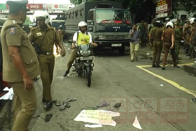 21 arrested as police disperse protesting medical students in Colombo