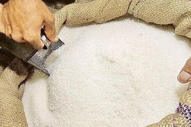Minister warns strict measures will be taken against sugar hoarding