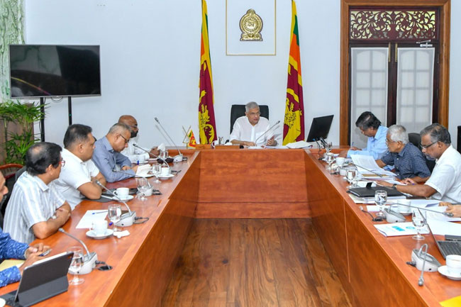 President Ranil engages in final discussion on 2024 Budget