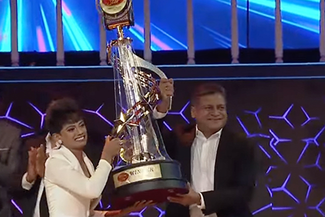 Anjalee Herath crowned winner of ‘Derana Dream Star - Season 11’