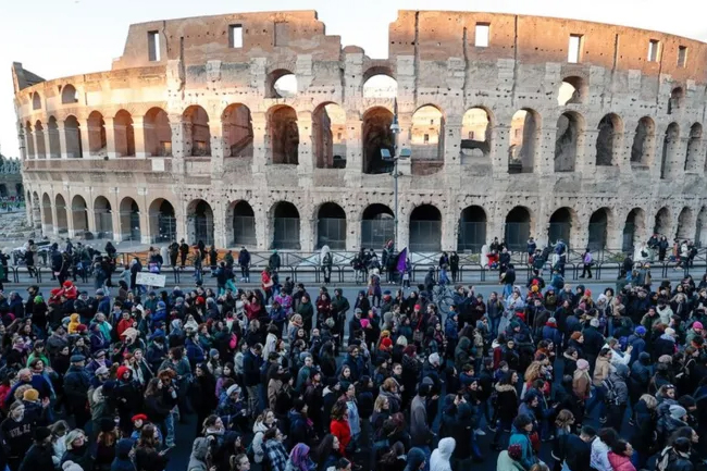 Italy rallies to condemn violence against women draw huge crowds