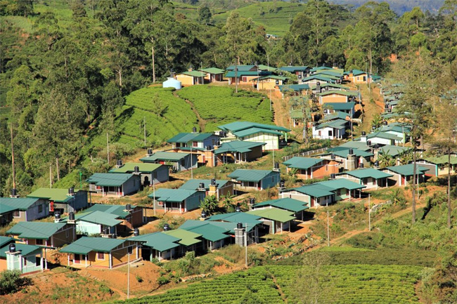 India to build 10,000 more houses in Sri Lankas plantation areas