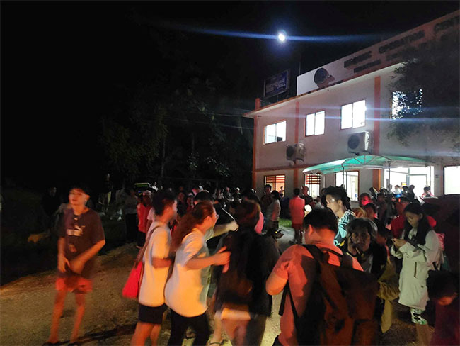 Three dead in southern Philippines university gym blast