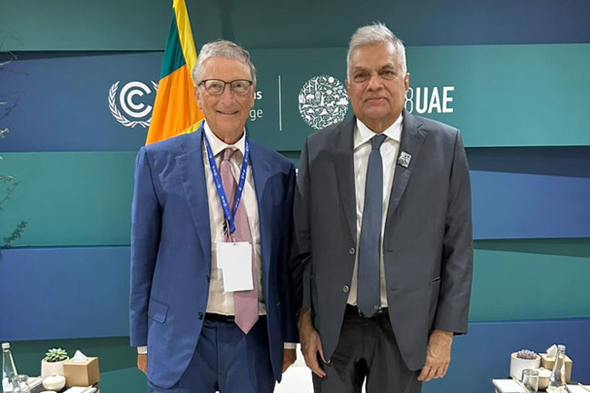 President Ranil meets Bill Gates at COP28 