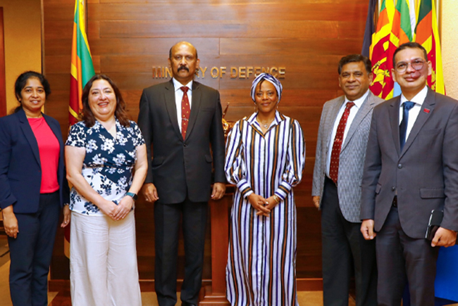 Delegation from Bill & Melinda Gates Foundation meets Defence Secretary 