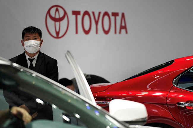 Japan Automakers To Invest $4.3 Bln In Thailand Over 5 Years -Thai Govt.