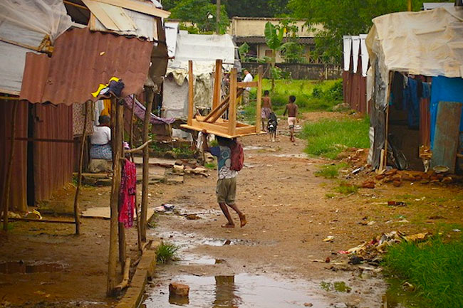 10,000 houses for low-income families in Colombo