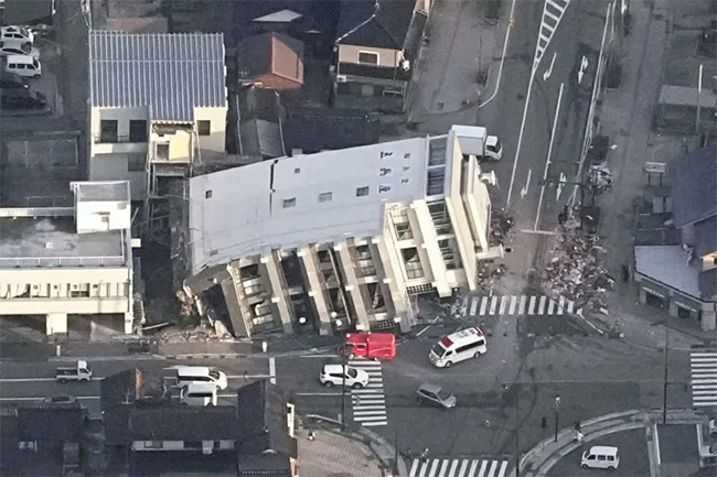 Japan earthquake: Rescuers race to reach survivors as death toll climbs to 55