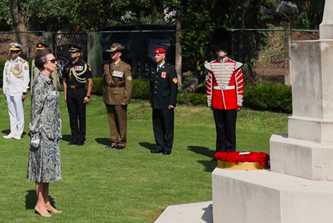 Princess Anne visits Liveramentu War Graves in Colombo