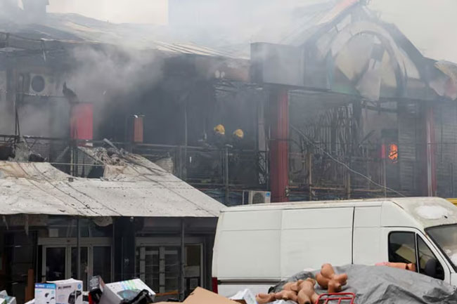 Shop fire in Chinas Jiangxi province kills 39, traps others