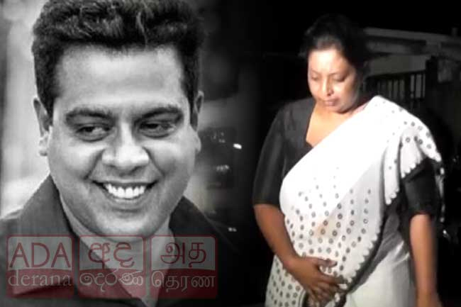 Late State Minister Sanath Nishanthas wife to enter politics?